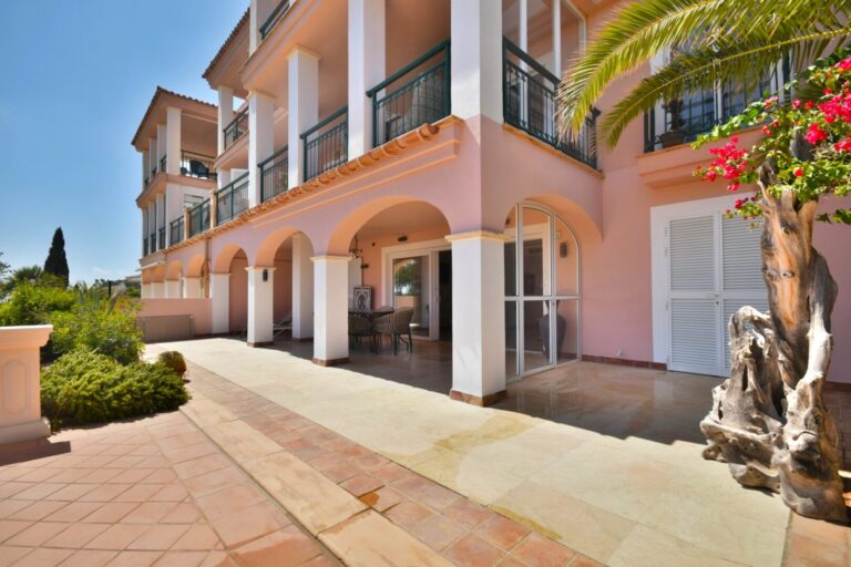 002 Terrasse ca. 65 m2