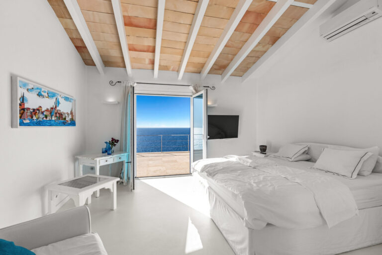 Villa mit traumhaftem Blick in 1. Meereslinie