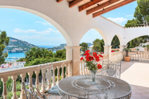 Idyllic villa with harbor view