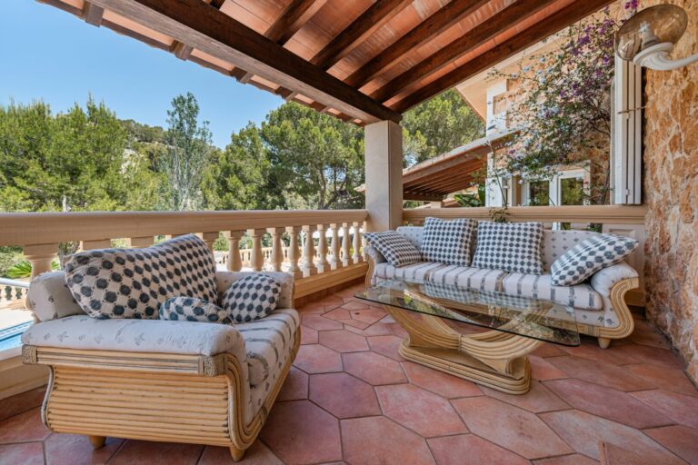 Family villa in Costa de la Calma