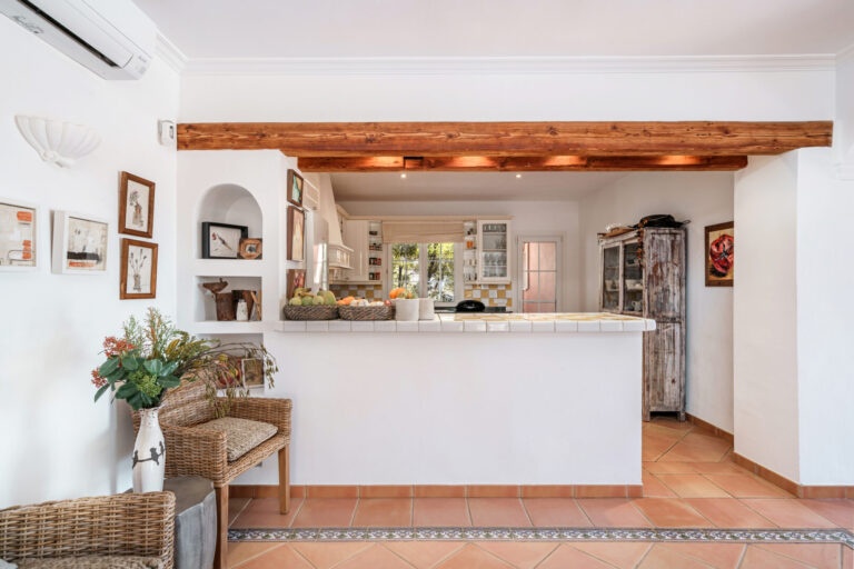 Mediterrane Familienvilla mit herrlichem Meerblick