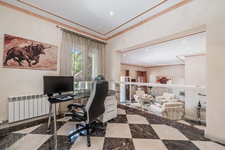 Family villa in Costa de la Calma