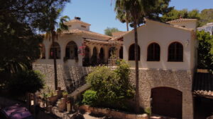 Freistehende Villa nahe Strand in Paguera