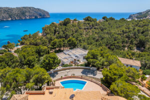 Mediterrane Familienvilla mit herrlichem Meerblick