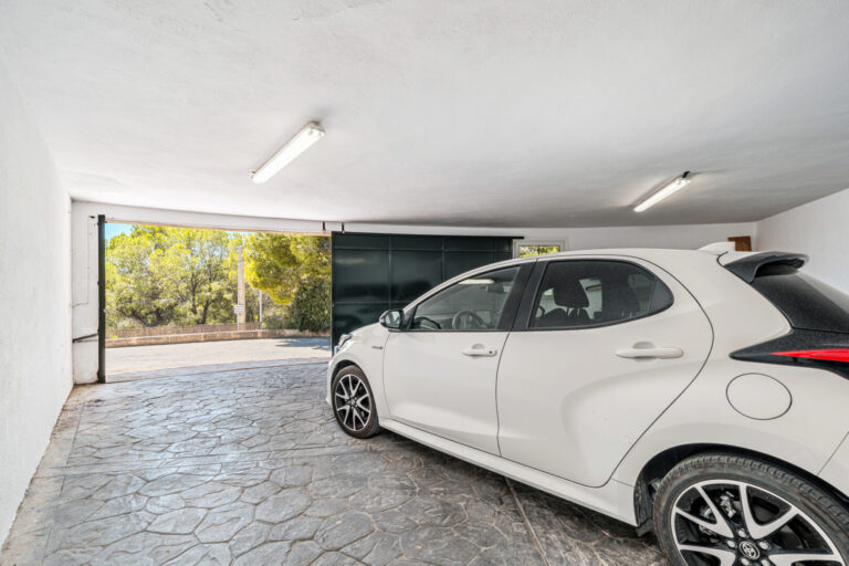 Mediterrane Familienvilla mit herrlichem Meerblick