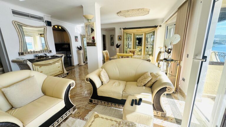 8c4587ca-7a13-415a-91e1-f17311a42859