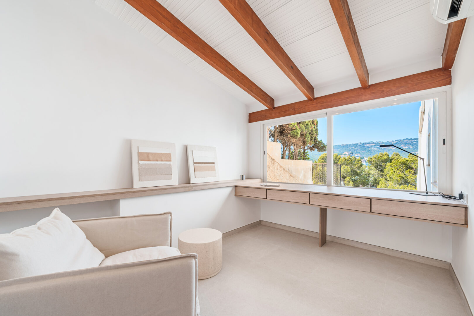 Hochwertiges Refugium mit mediterranem Ausblick in Port d’Andratx