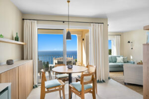 5 Comedor + salon + vistast